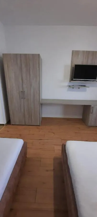 Vila Andoni Qeparo Albania